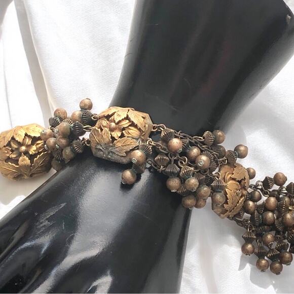Art Nouveau Repoussé Floral Cluster Bracelet - Picture 1 of 9